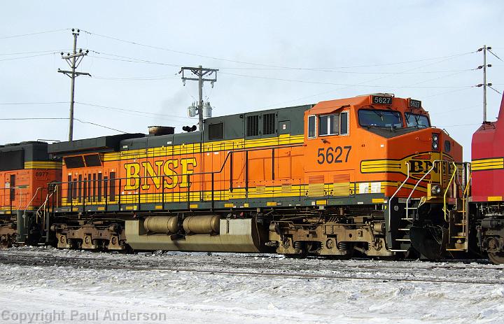 BNSF 5627 - AC400CW.jpg